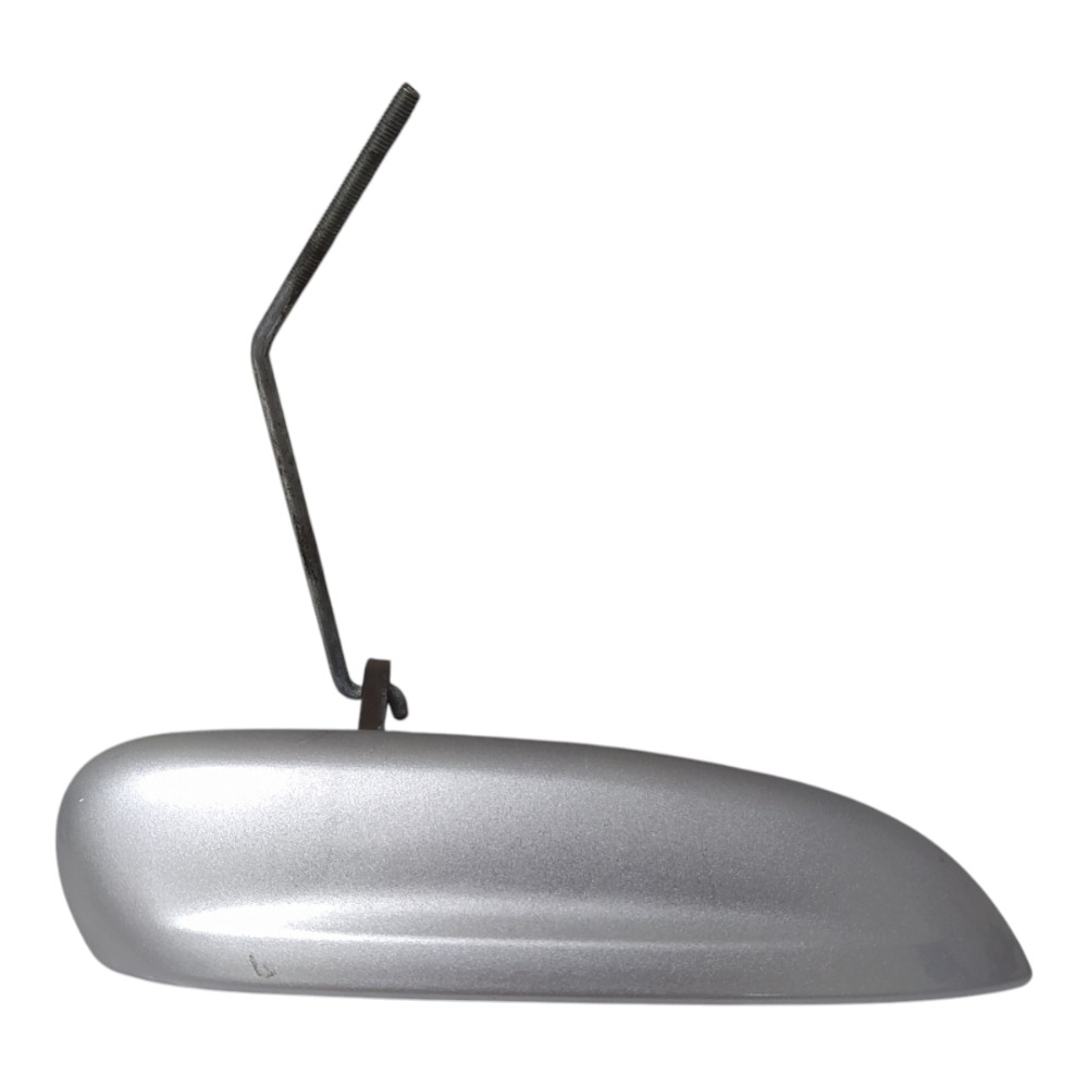 Maçaneta Externa Traseira Direita Gm Onix 2014 1.4 V140 Prata Traseira