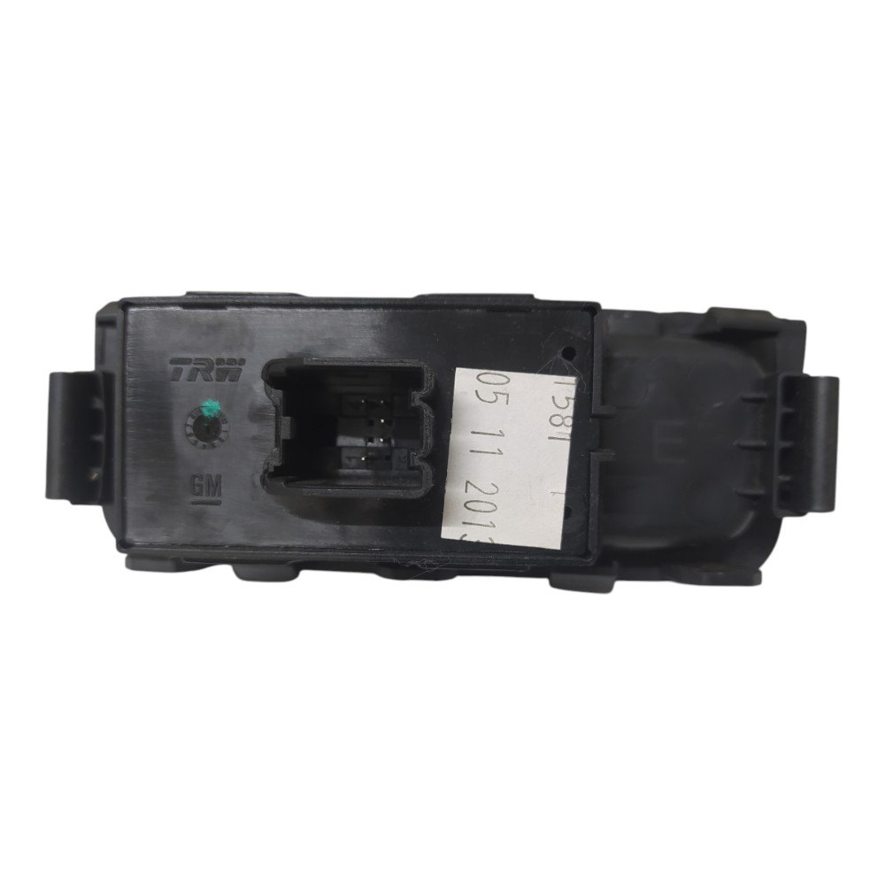 Botão Vidro Elétrico Traseiro Esquerdo Gm Onix 2014 1.4 V140 5