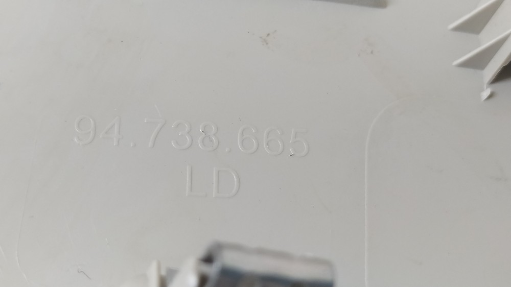 Acabamento Coluna Traseira Direita Gm Spin 1.8 2023 V148 9