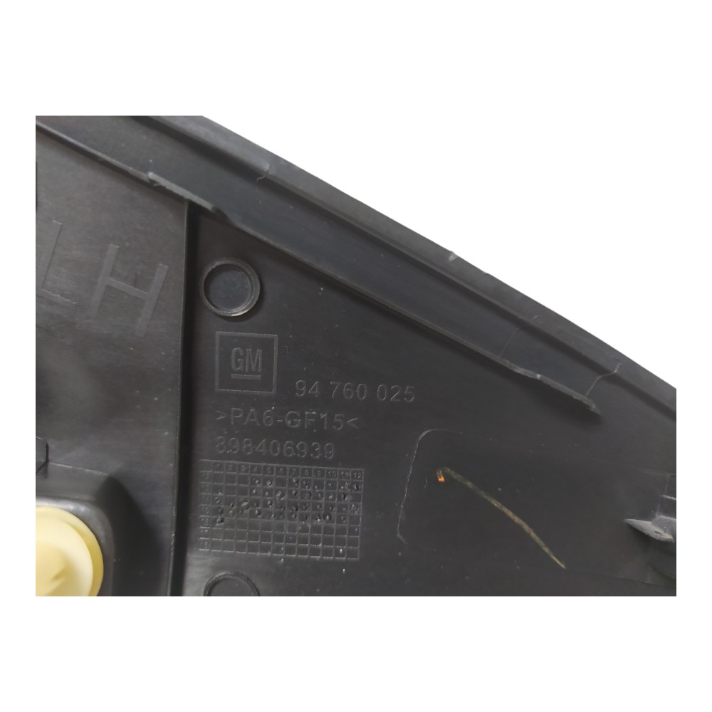 Moldura Acabamento Retrovisor Esquerdo Gm Prisma V137 8