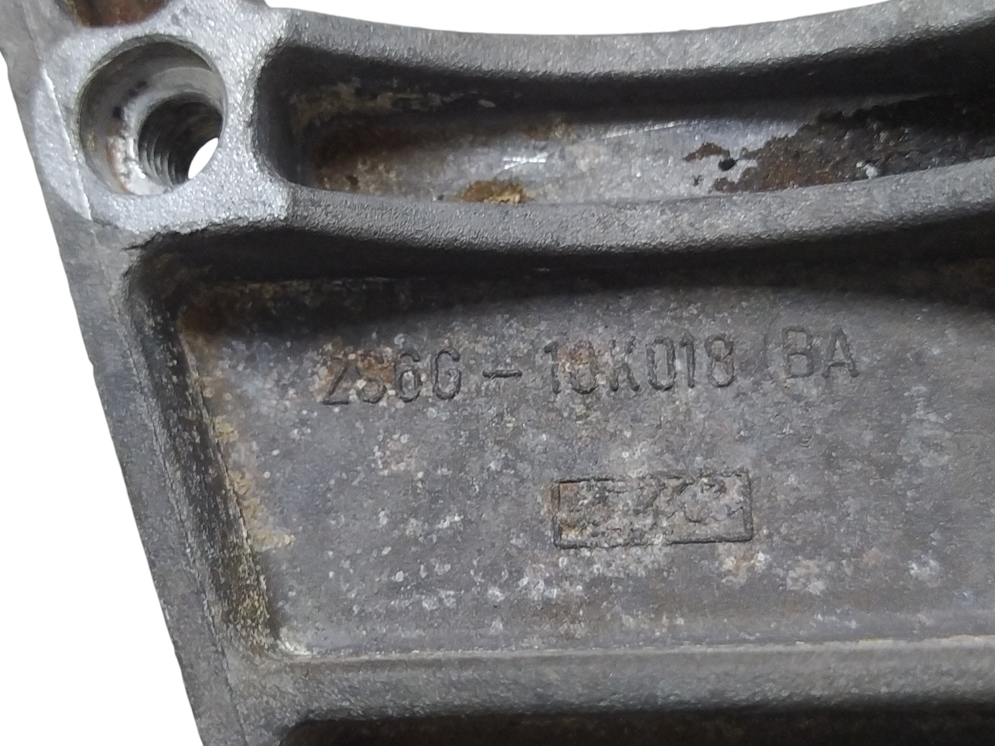 Suporte Do Alternador Ford Fiesta 1.0  2003 V100 7