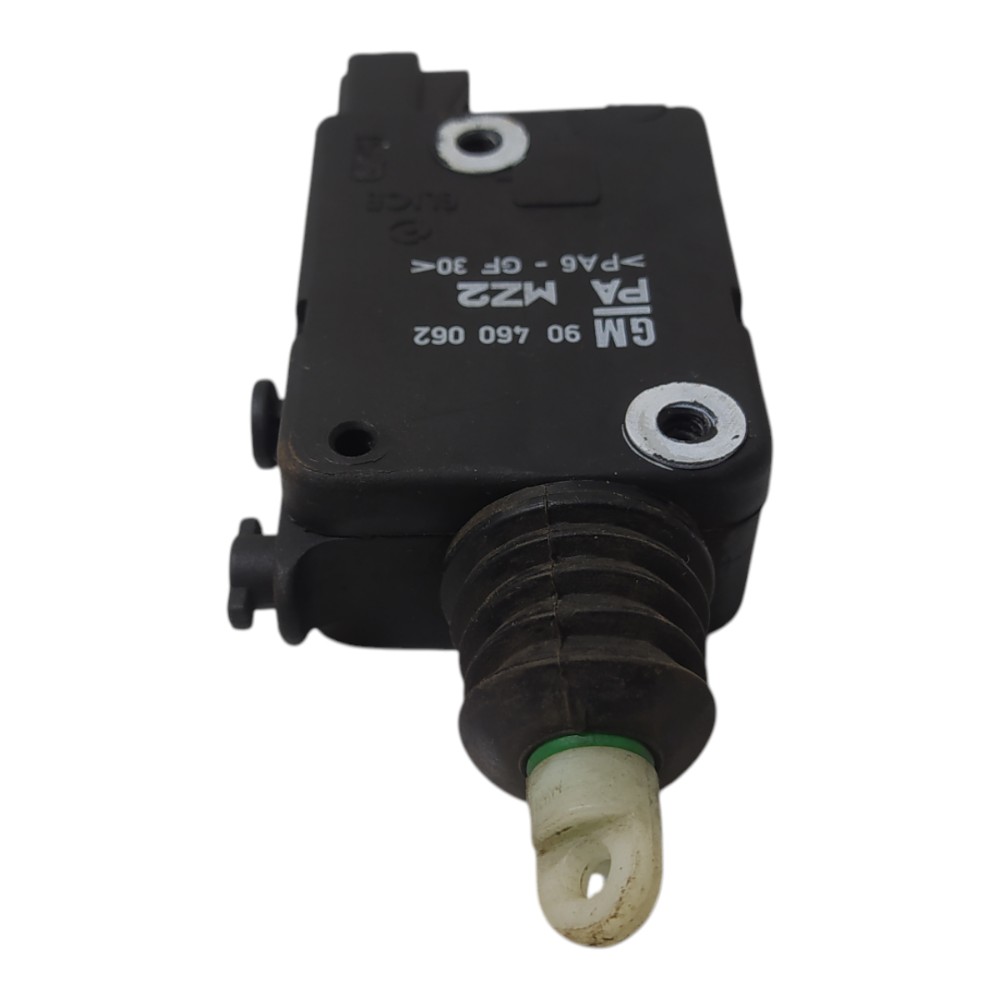 Trava Porta Malas Chevrolet Vectra Milenium 2001 V138 3