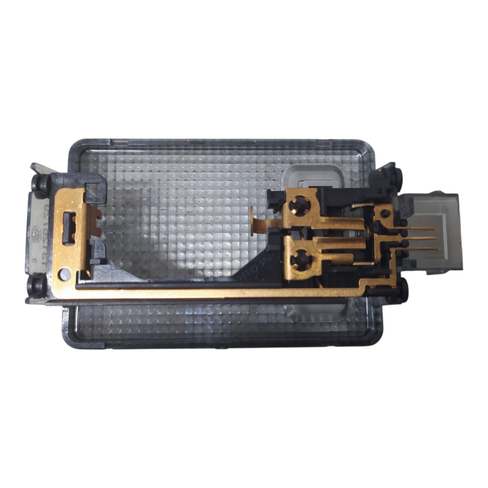 Luz Teto Cortesia Chevrolet Onix Ltz 2014 1.4 V140 7