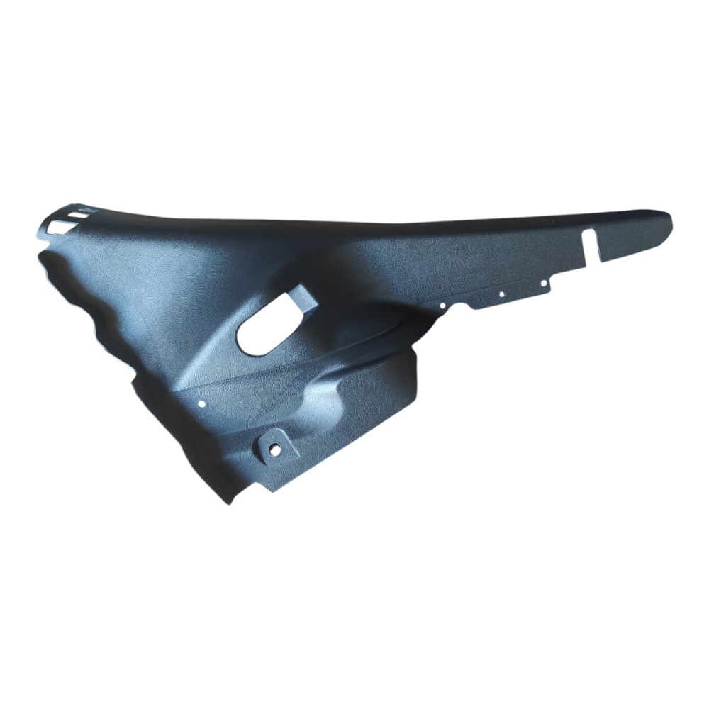 Moldura Coluna Traseira Direita Gm Onix 2014 1.4 V140 4