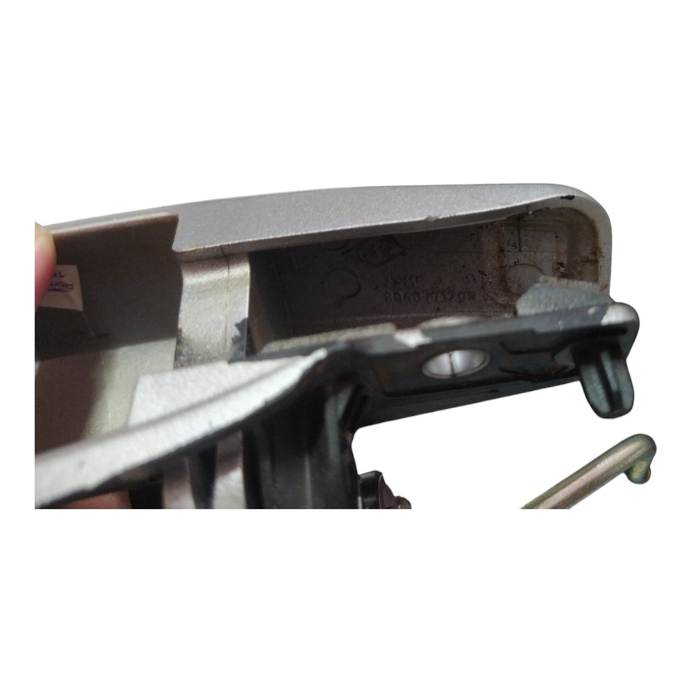 Maçaneta Dianteira Direita Renault Duster 2007 2015 Dianteira 8