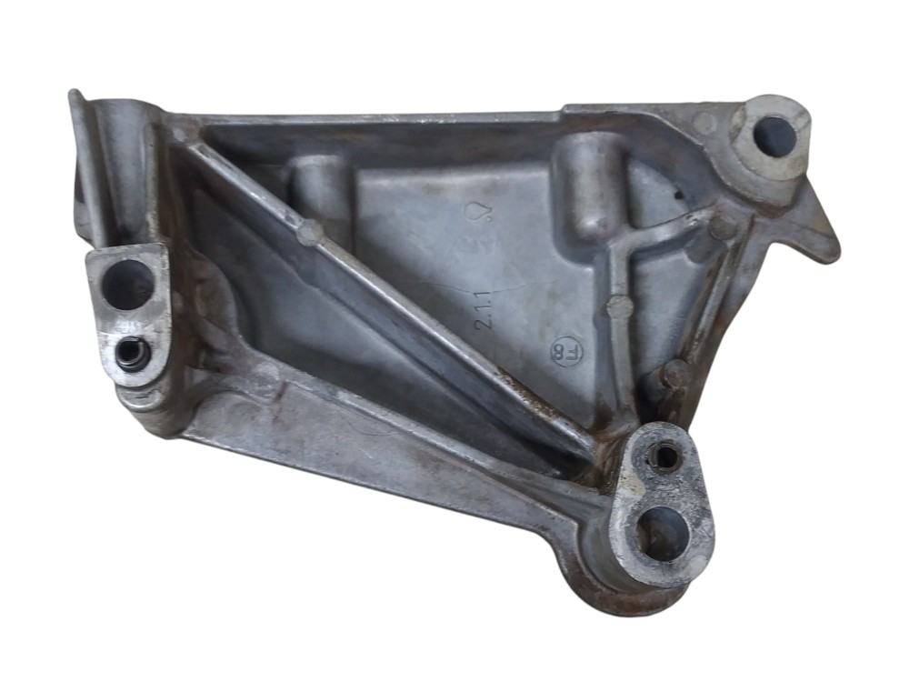 Suporte Do Alternador Citroen C3 1.4 2008 V107 4