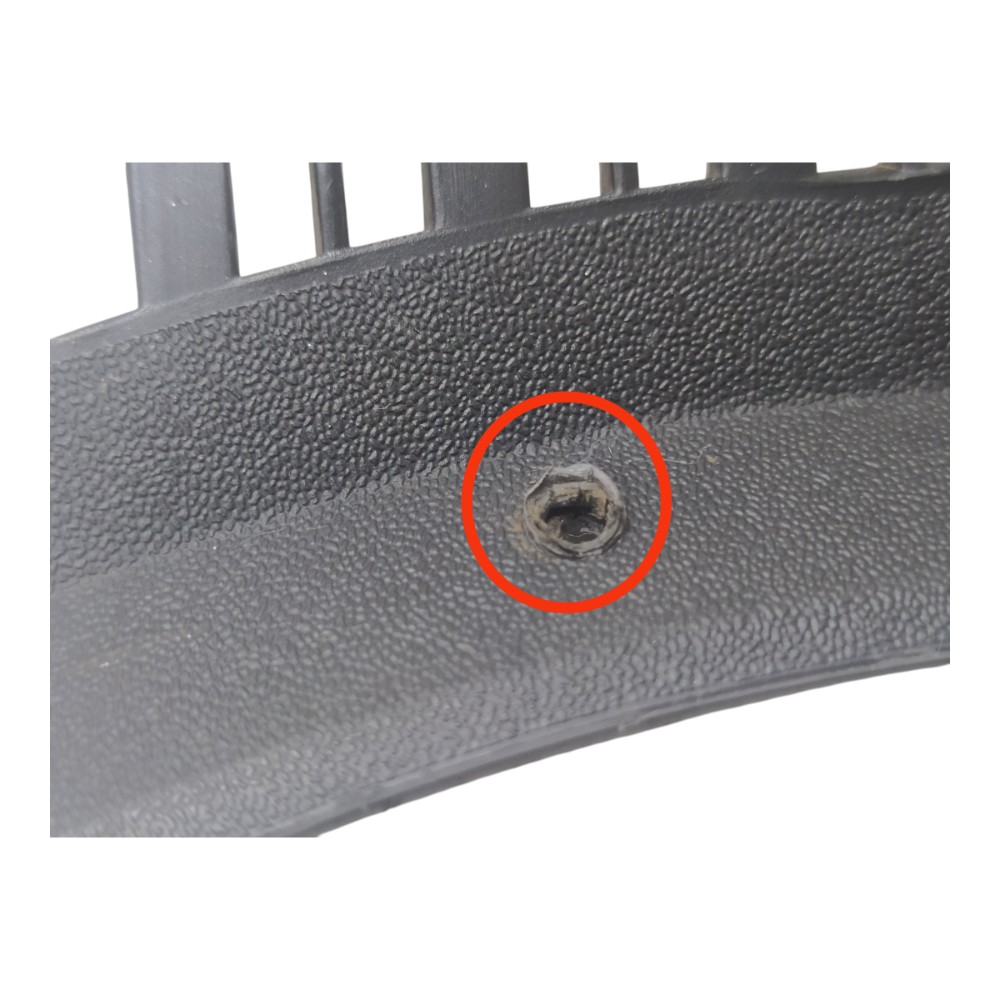 Grade Churrasqueira Lado Direito Vw Gol G5 1.6 2010 V145 4