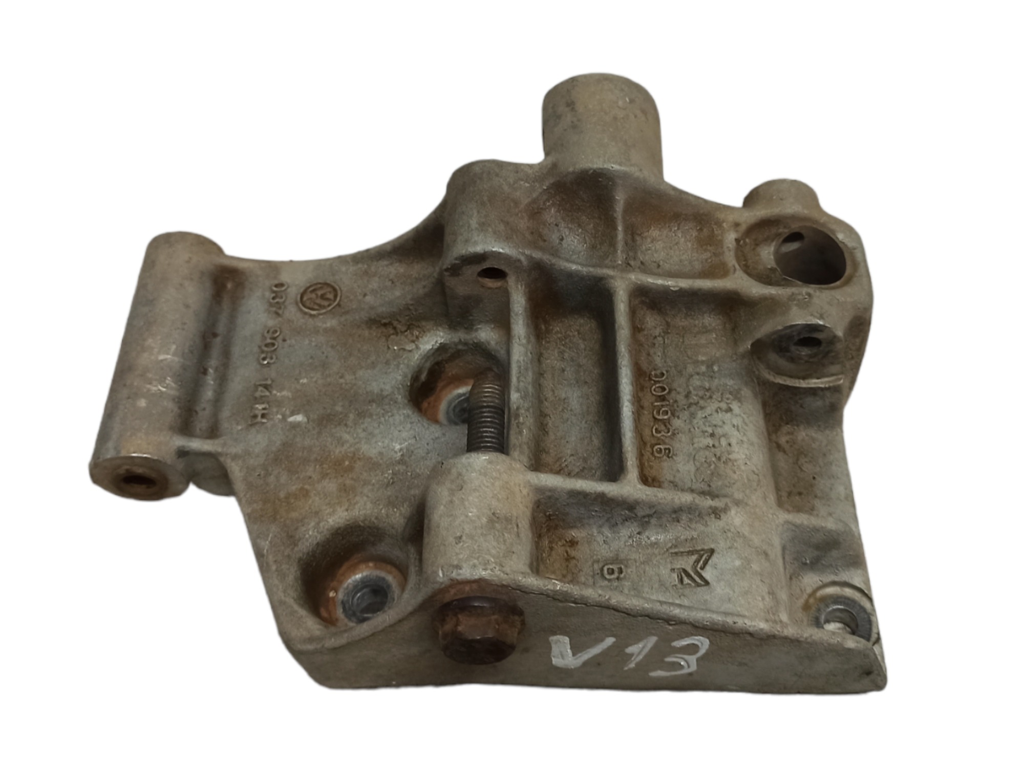 Suporte Alternador Volkswagen Golf Ap 1.8 1995 V13