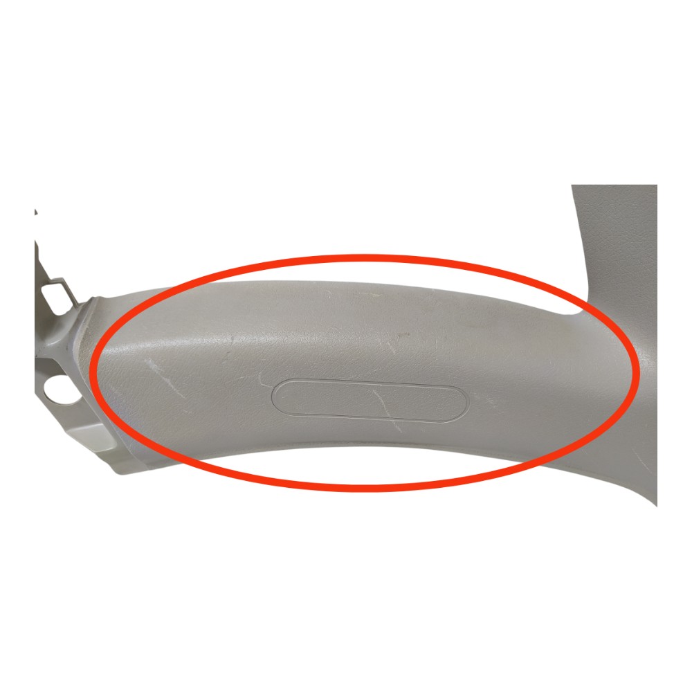 Acabamento Coluna Traseira Esquerda Gm Corsa Super 1998 V146 5