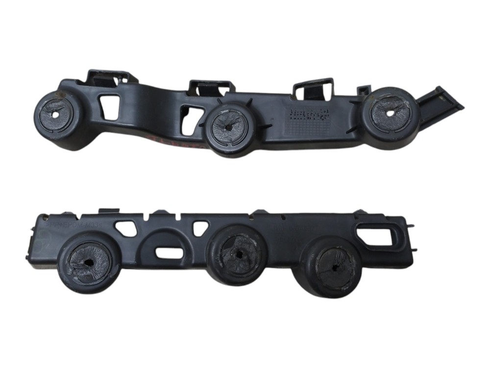 Guia Parachoque Traseiro Direito Chevrolet Onix 2015 V109 4