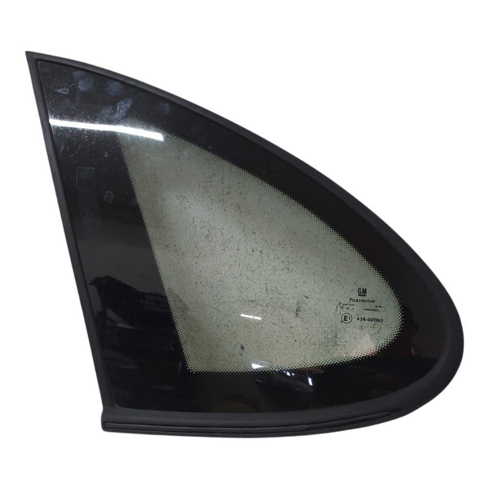 Vidro fixo traseiro esquerdo gm vectra milenium 2001 V138