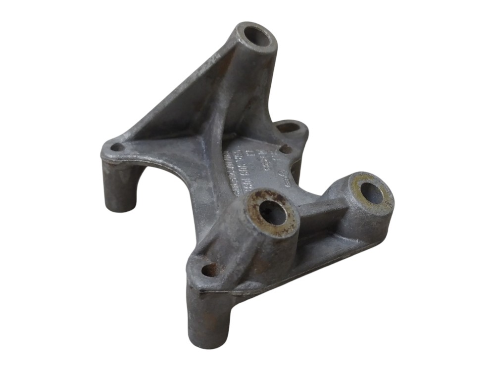 Suporte Bobina De Ignição Vw Golf 2000 V53 3