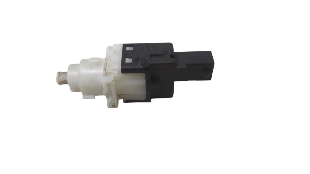Interruptor Pedal De Estacionamento Fiat Stilo 1.8 2011 V136 2