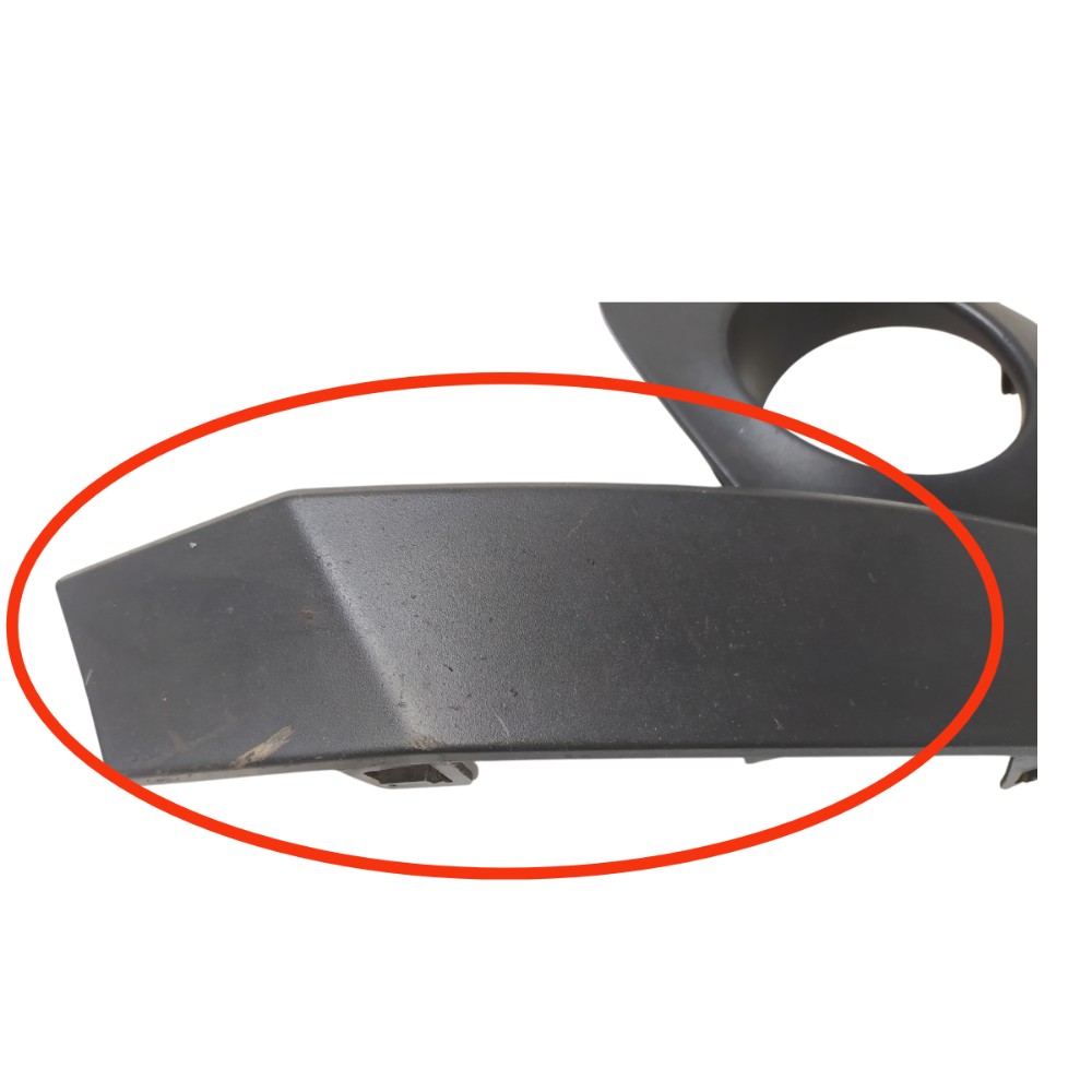 Moldura Farol Milha Esquerdo Fiat Mobi Easy 2018 Esquerdo 9