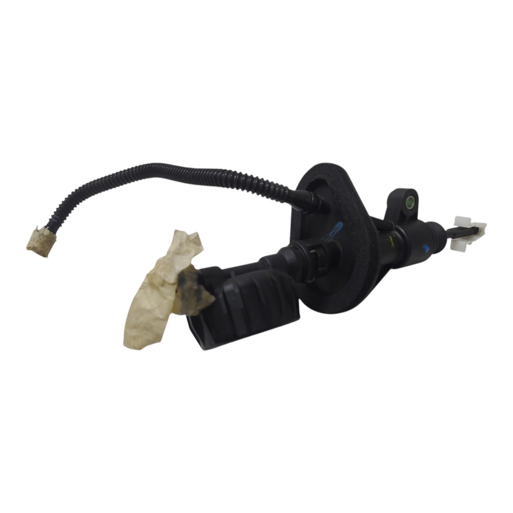 Cilindro atuador pedal embreagem Chevrolet Onix 2014 V140 2