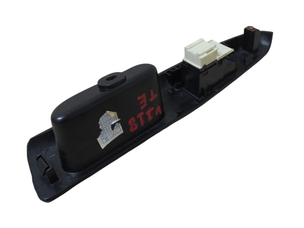 Moldura E Botão Vidro Traseiro Esquerdo Chery Qq 2012 V118 5