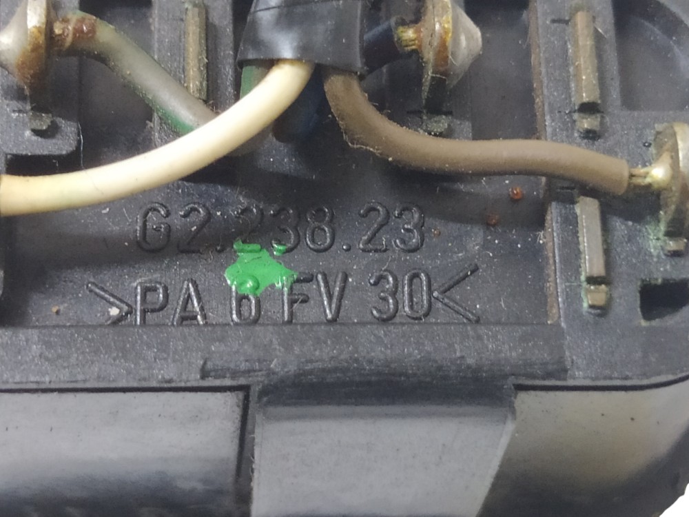 Botão Vidro Elétrico Traseiro Esquerdo Gm Vectra 2001 V138 6