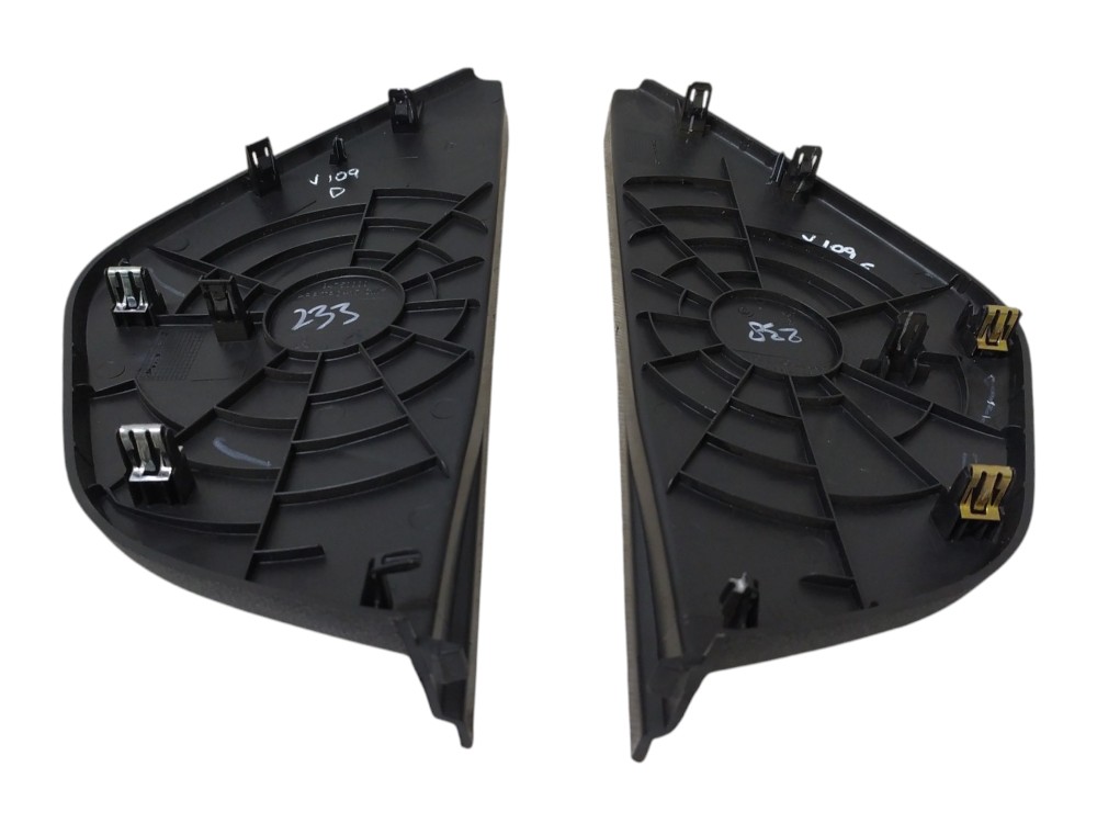 Acabamentos Laterais Do Painel Gm Onix 1.0 2015 V109 Par 5