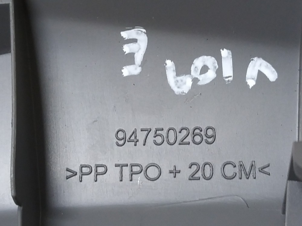 Moldura Esquerda Do Difusor Gm Onix 2015 V109 6