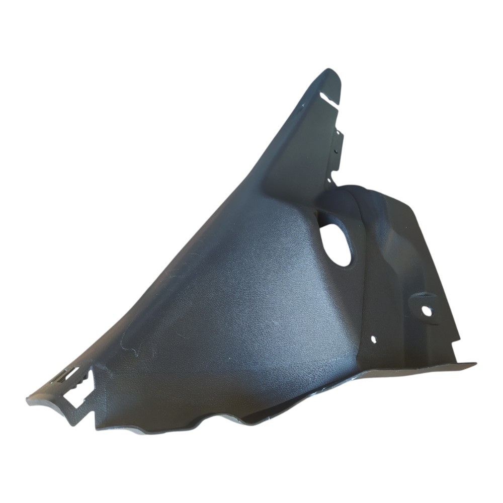 Moldura Coluna Traseira Direita Gm Onix 2014 1.4 V140