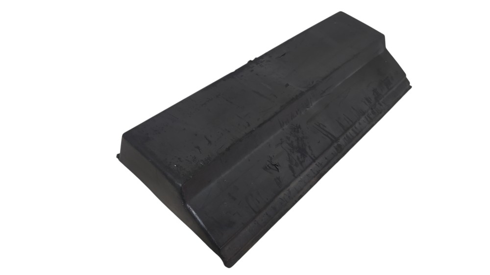 Moldura Do Para Choque Traseiro Direito Fiorino V165 balcao