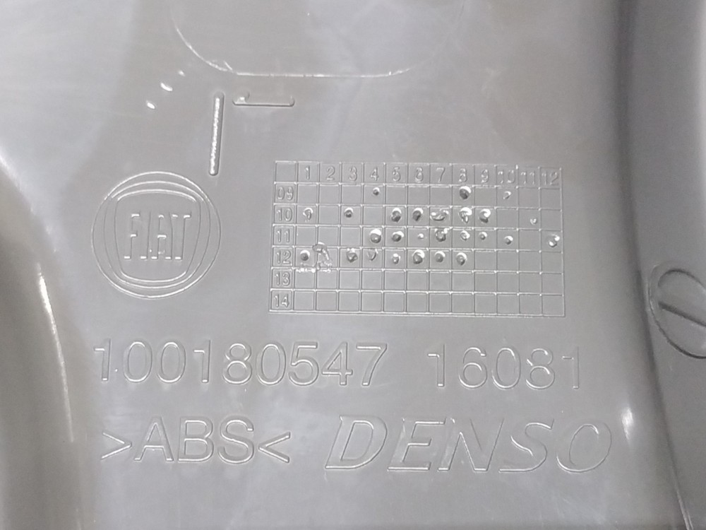 Moldura Central Painel Fiat Uno Vivace 1.0 2012 V124 8