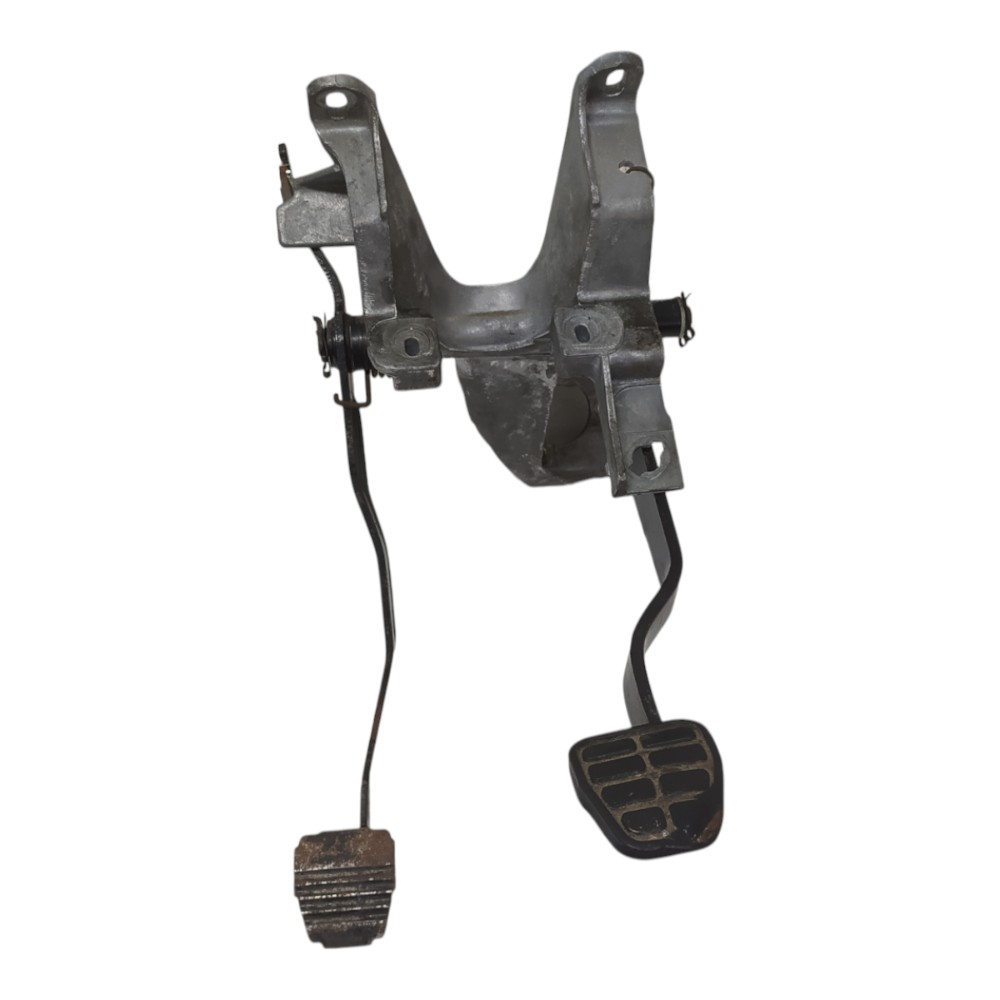 Pedaleira Embreagem Freio.Vw Santana Quantum 2001 2002 v166