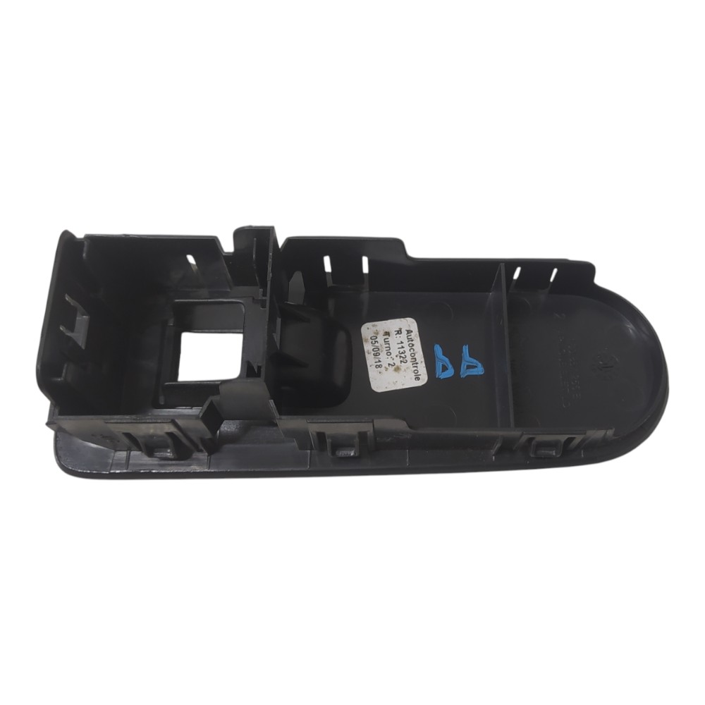 Moldura comando vidro DD Vw UP TSI TURBO 1.0 2019 V144 7