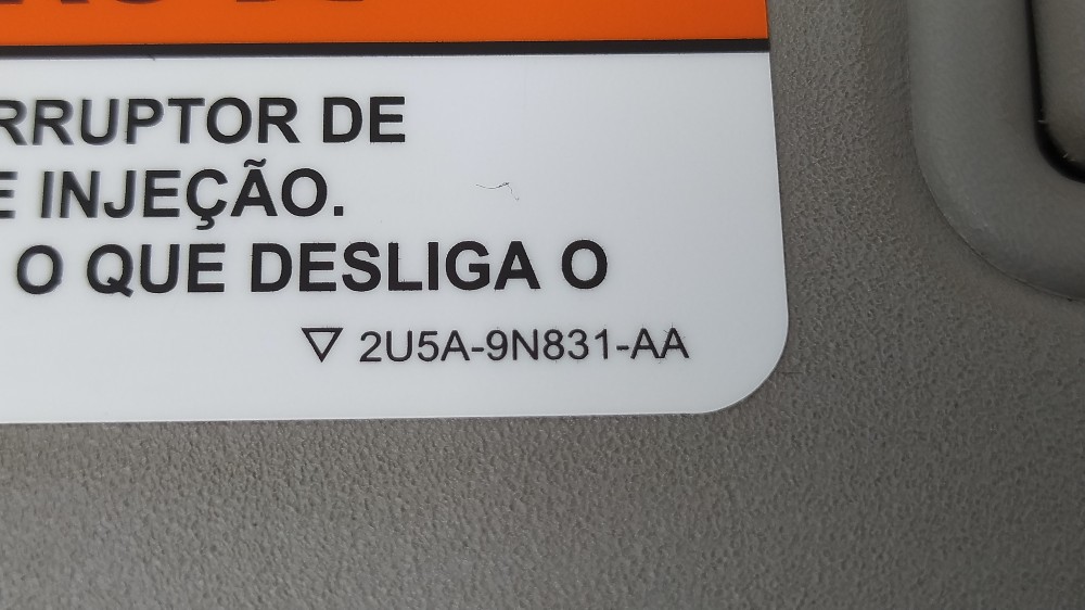 Quebra Sol Esquerdo Ford Fiesta 1.0 2011 V147 8