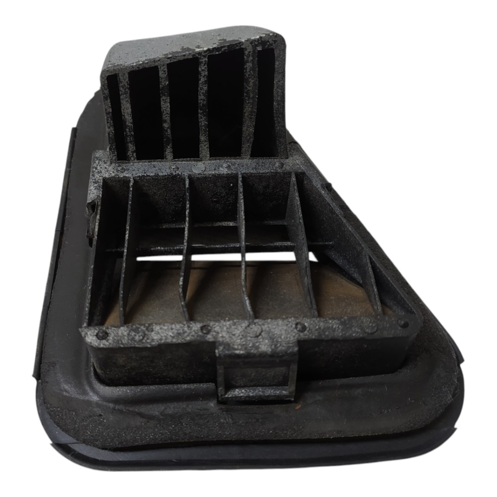 Difusor Ar Traseiro Direito Vw Gol G5 2010 1.6 V145 2