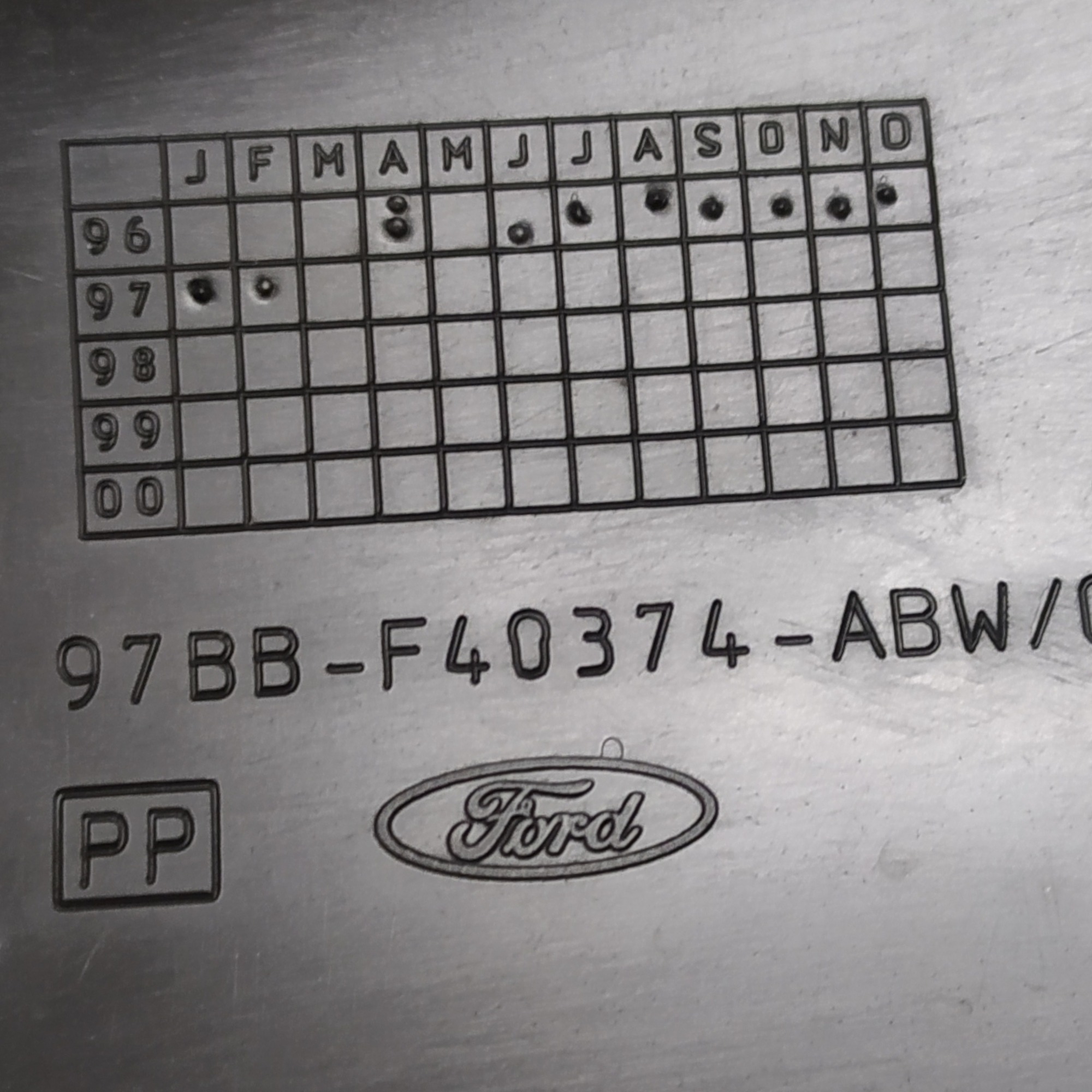 Forro Tampa Porta Malas Ford Mondeo 1997 V98 8