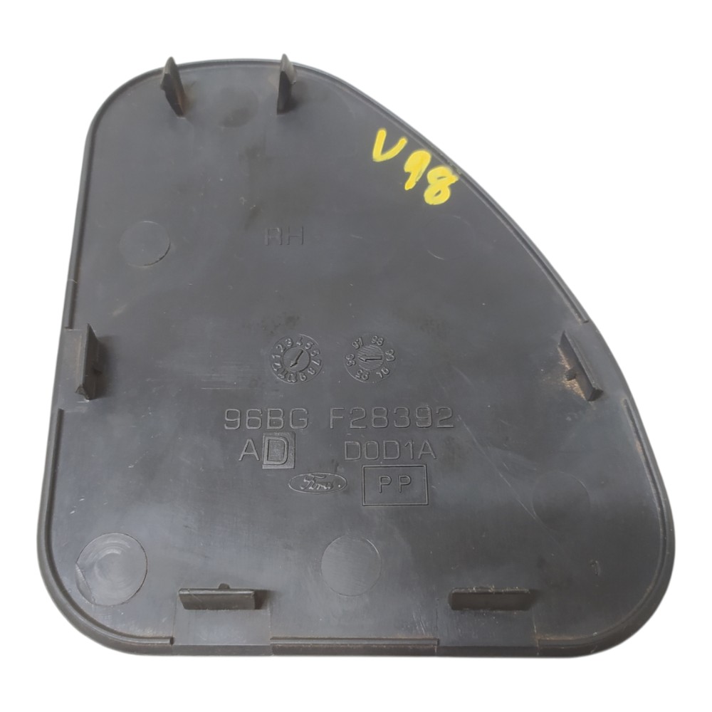 Acabamento Lateral Traseiro Ford Mondeo 1997 V98 4