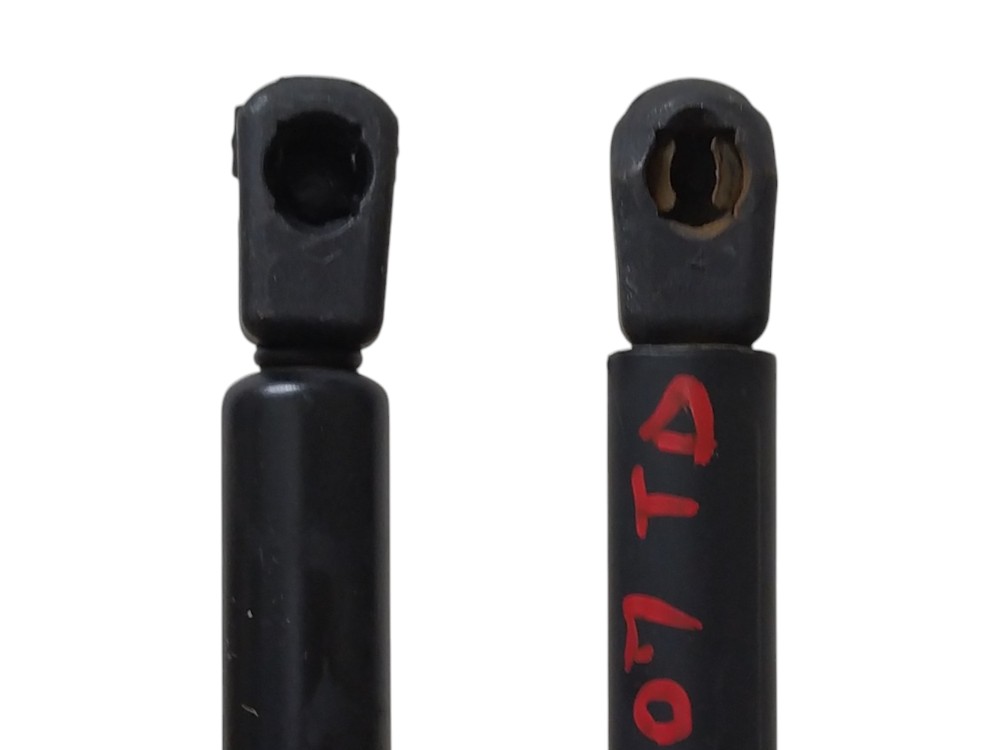 Par De Amortecedores Da Tampa Traseira Citroen C3 2008 V107 3