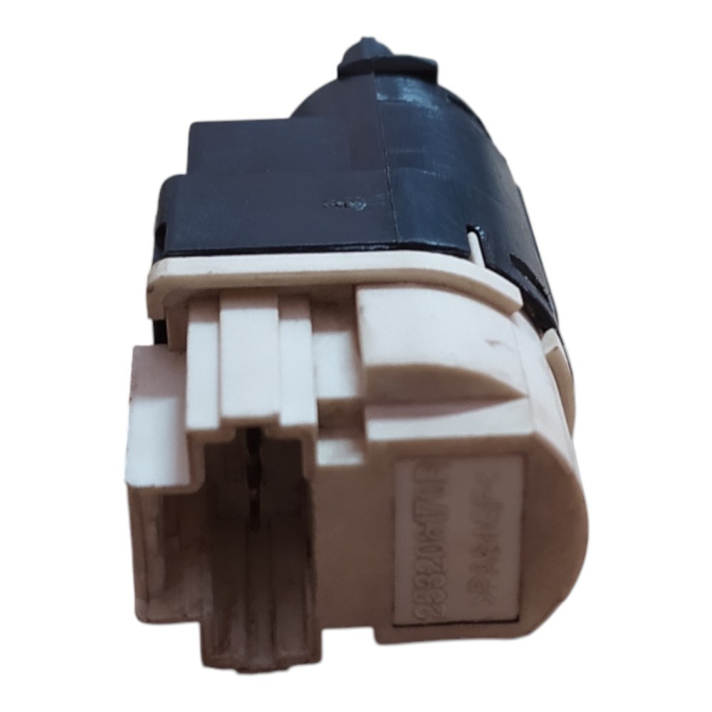 Interruptor Pedal Estacionamento Renault Logan Sandero 8