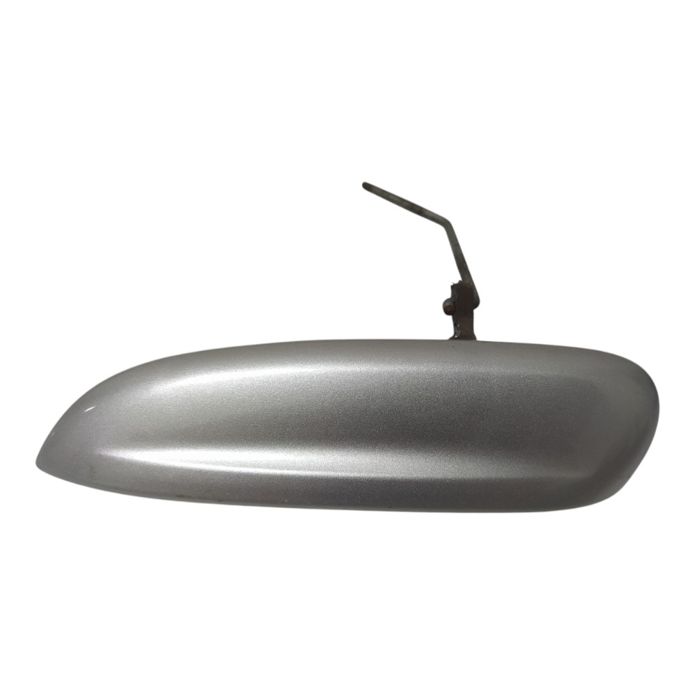 Maçaneta Externa Traseira Esquerda Gm Onix 2014 1.4 V140 Prateado Traseira