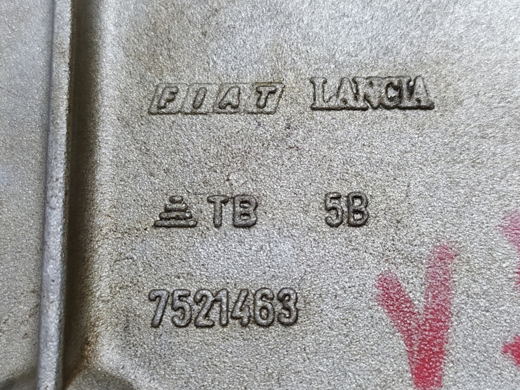 Tampa Válvula Fiat Uno Palio 1.5 1992 A 2000 7521463 V57 9