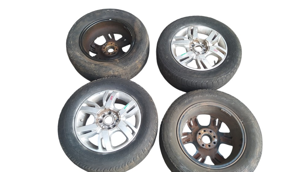 Roda aro 15 Ecosport Avaria balcao V172