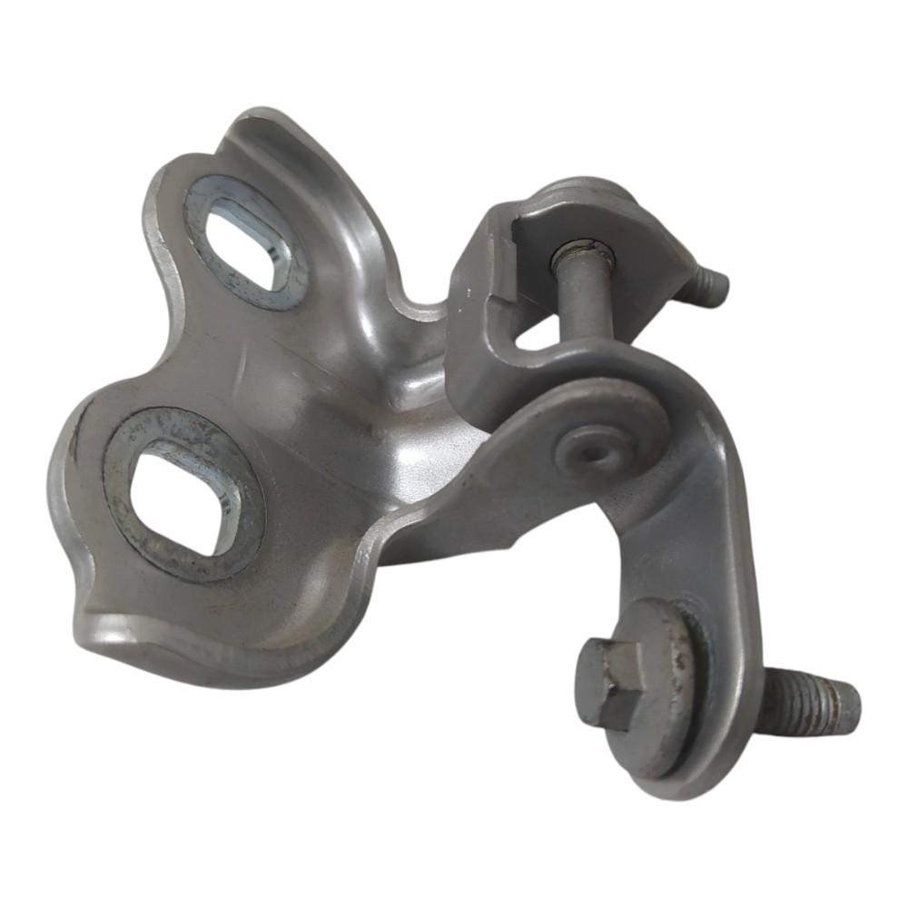 Dobradiça Traseira Esquerda Superior Gm Onix 2014 1.4 V140 4