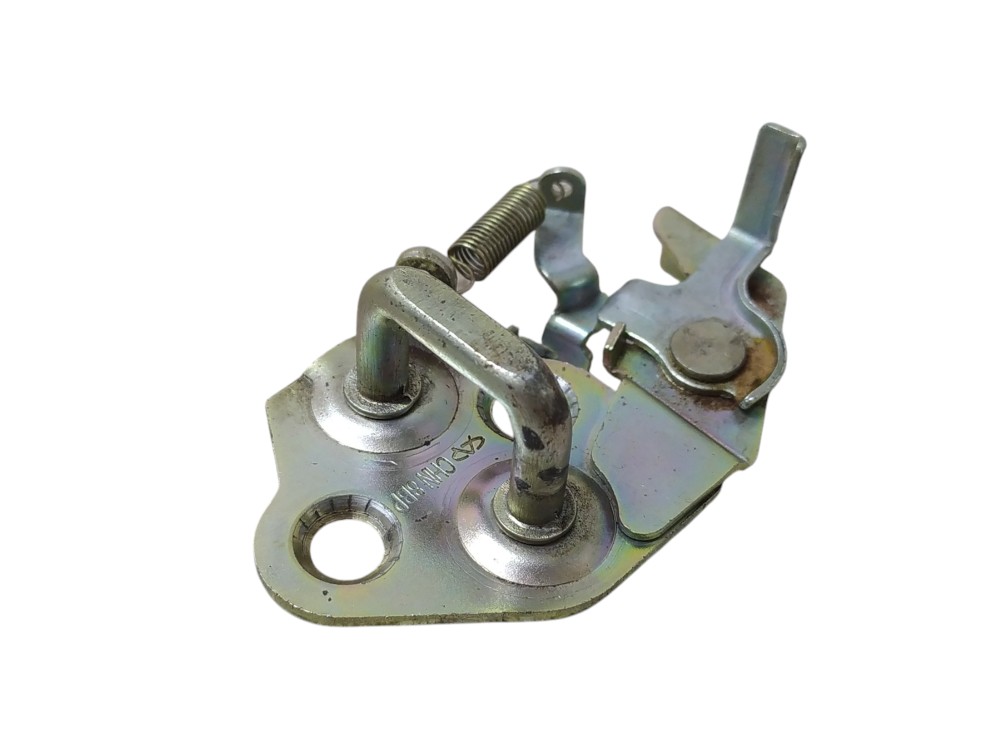 Batente Fechadura Da Tampa Traseira Chery Qq 2012 V118 2