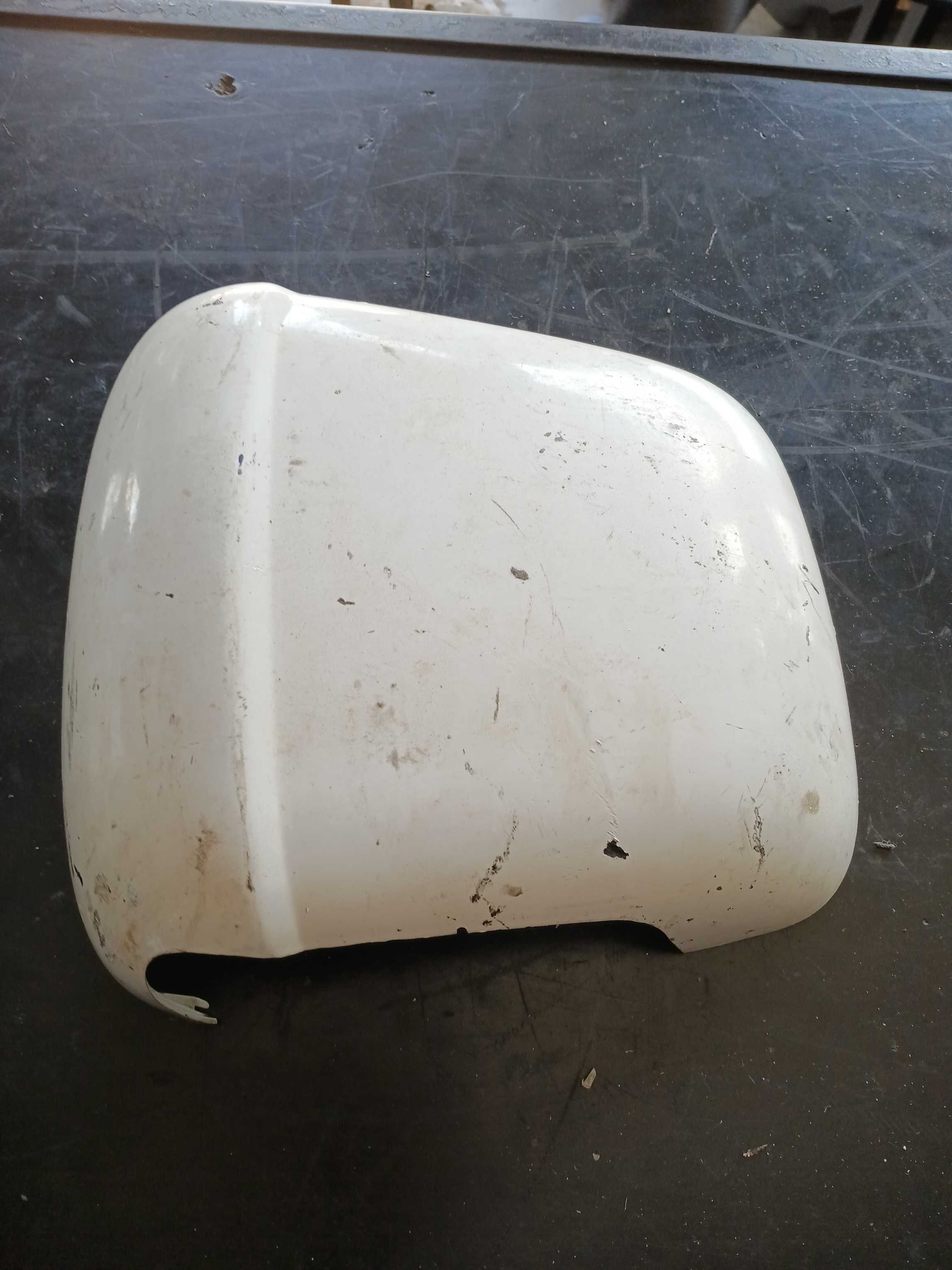 TAMPA ESPELHO RETROVISOR AUXILIAR VOLVO FH – 21169971