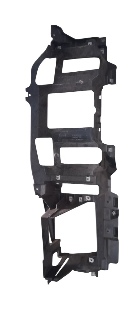 MOLDURA DO PAINEL ORIGINAL MAN TGX – 8161701631 2