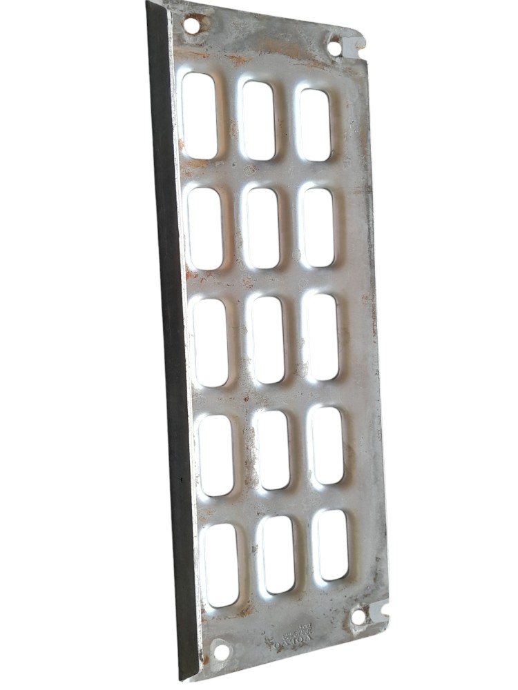 Estribo Maior Pisante Fh Original Volvo – 20379439 2