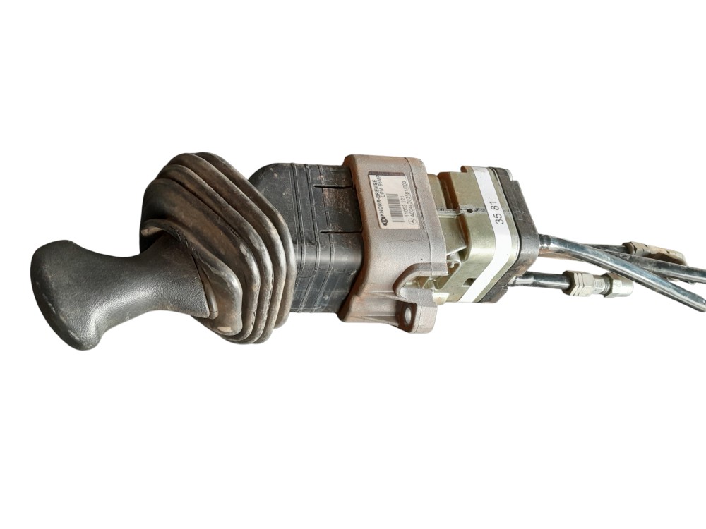 Válvula Pneumática Do Freio Original Mercedes – A0044303581