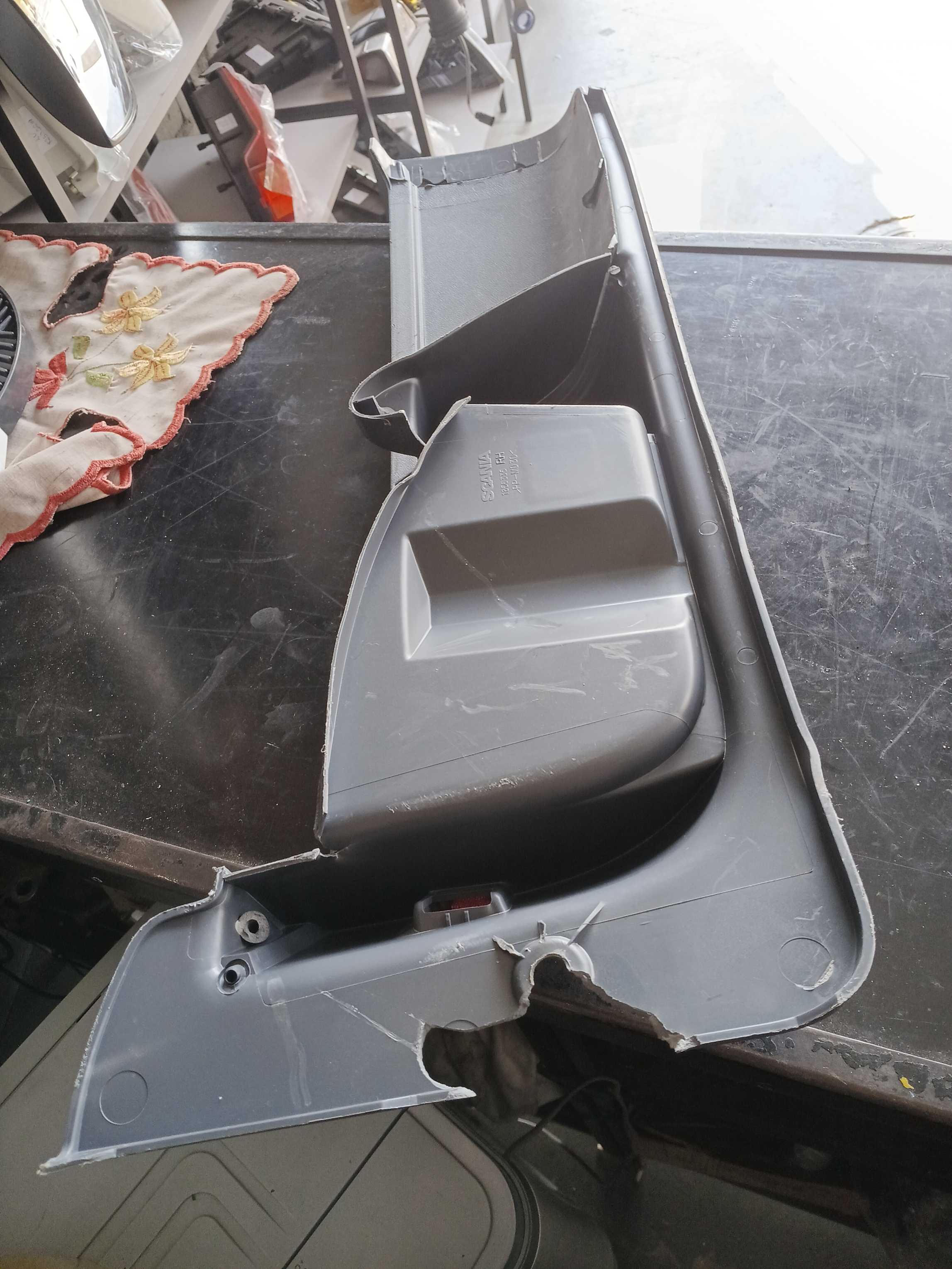 PORTA OBJETOS DA PORTA LD ORIGINAL SCANIA PGR – 1856335 2