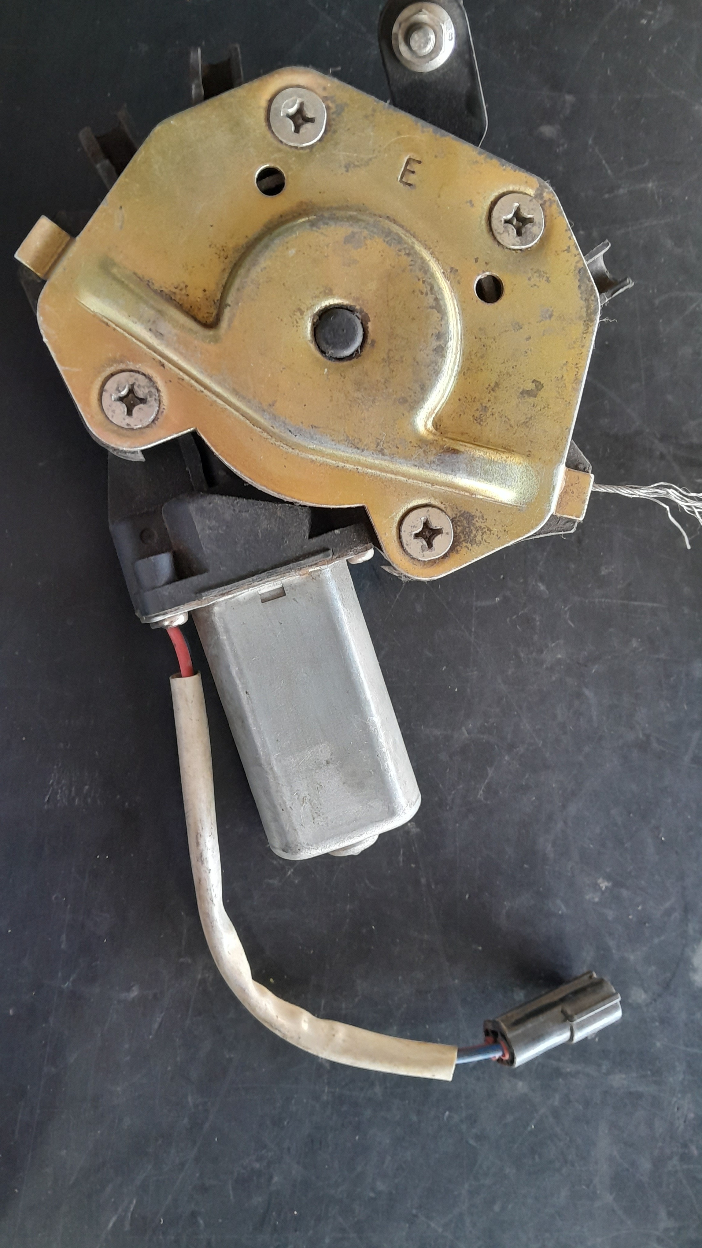 MÁQUINA LIMPADOR PARABRISA 2