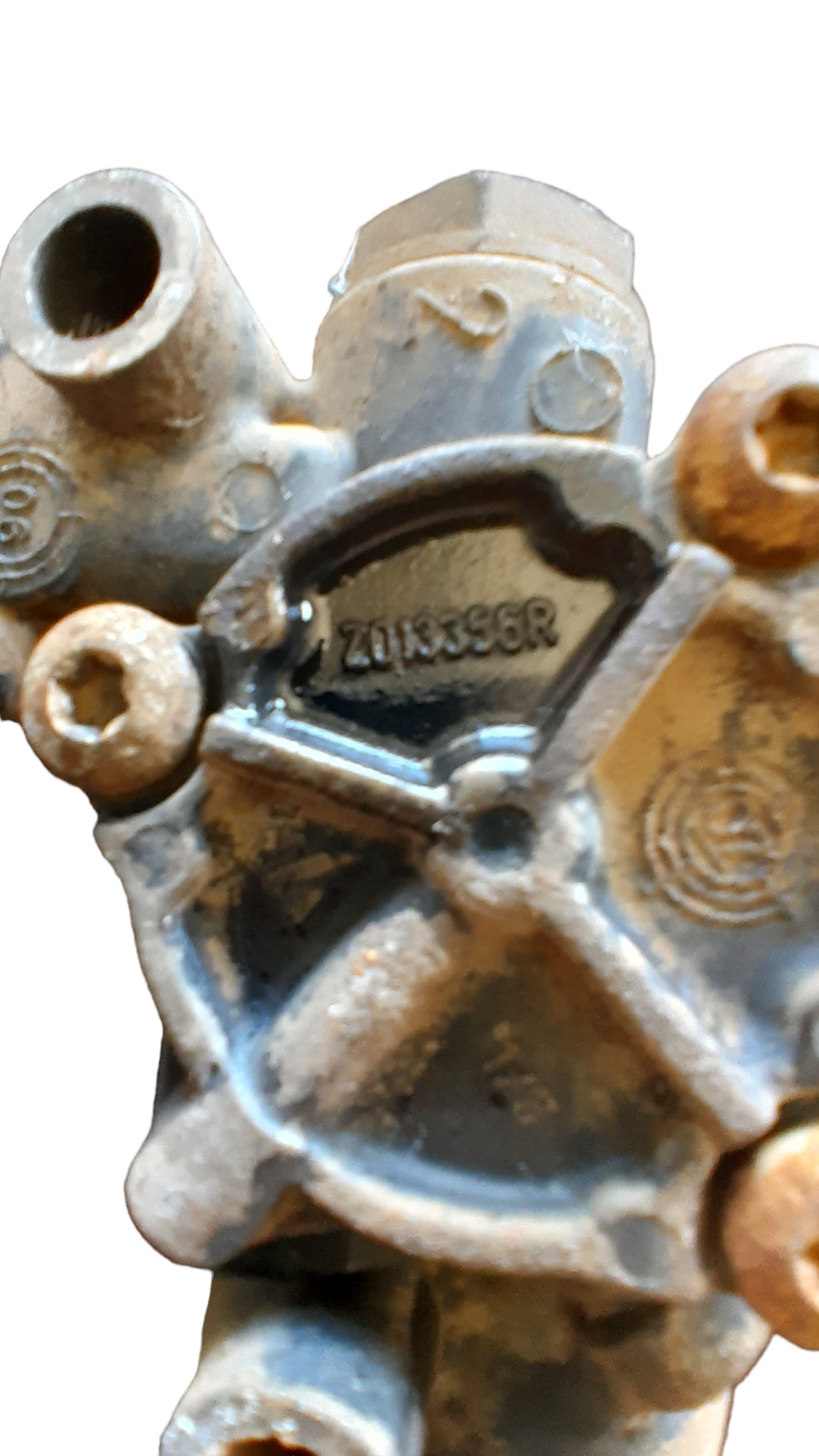 Válvula Pneumática Moduladora Freio Abs Volvo  Z013356r 5