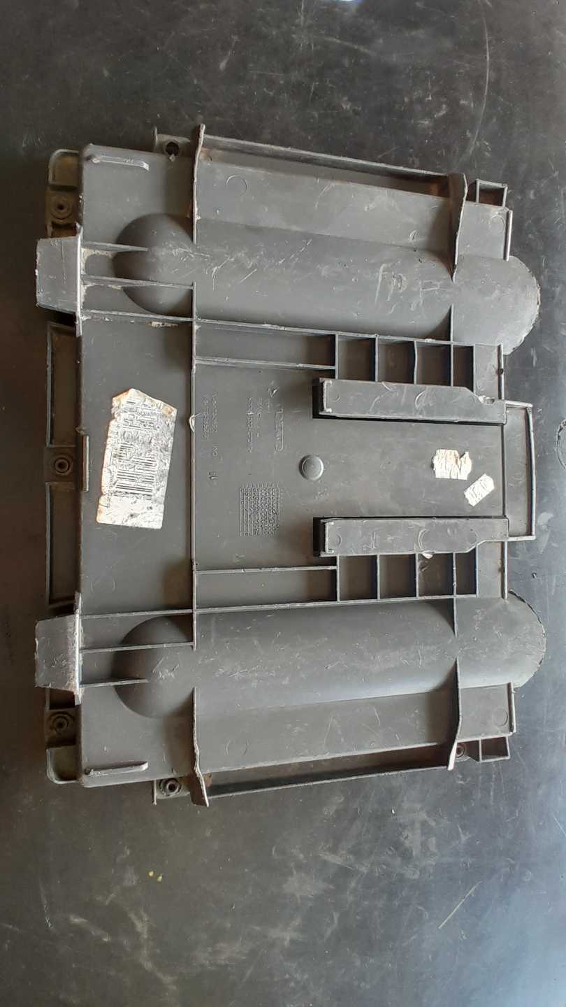 PORTA OBJETOS CONSOLE VOLVO 61700652