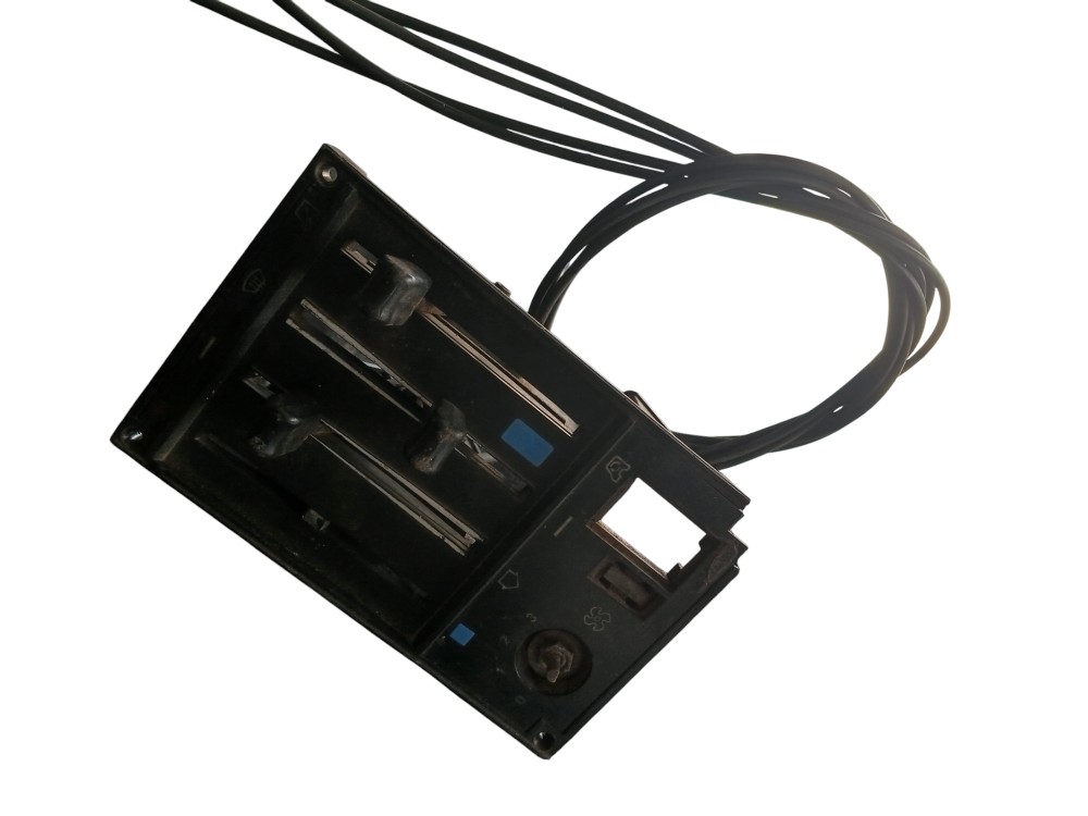 PAINEL COMANDO AR CONDICIONADO ORIGINAL SCANIA 112 113-78703