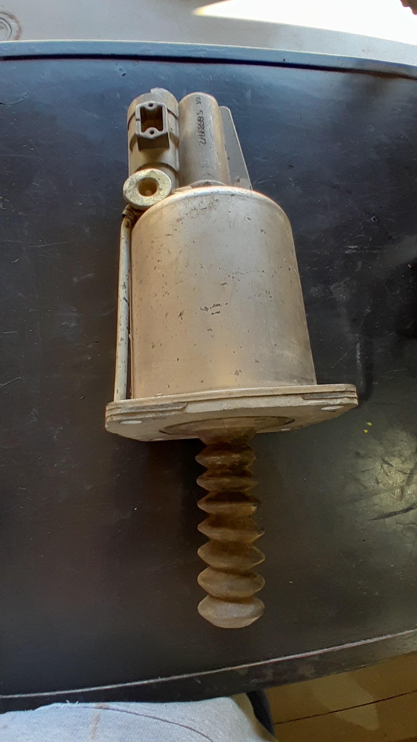 SERVO DE EMBREAGEM ORIGINAL MERCEDES BENZ   2350100 2