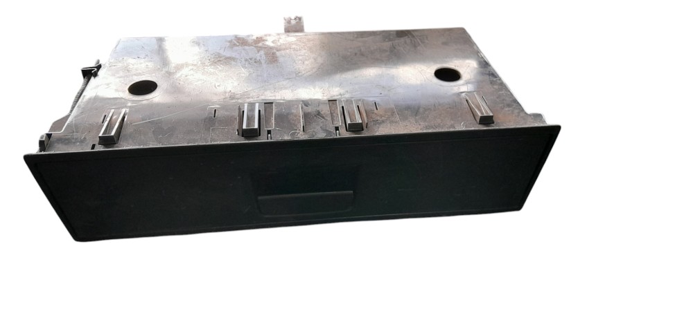 Porta Luvas Original Volvo Fh New – 82858048 2